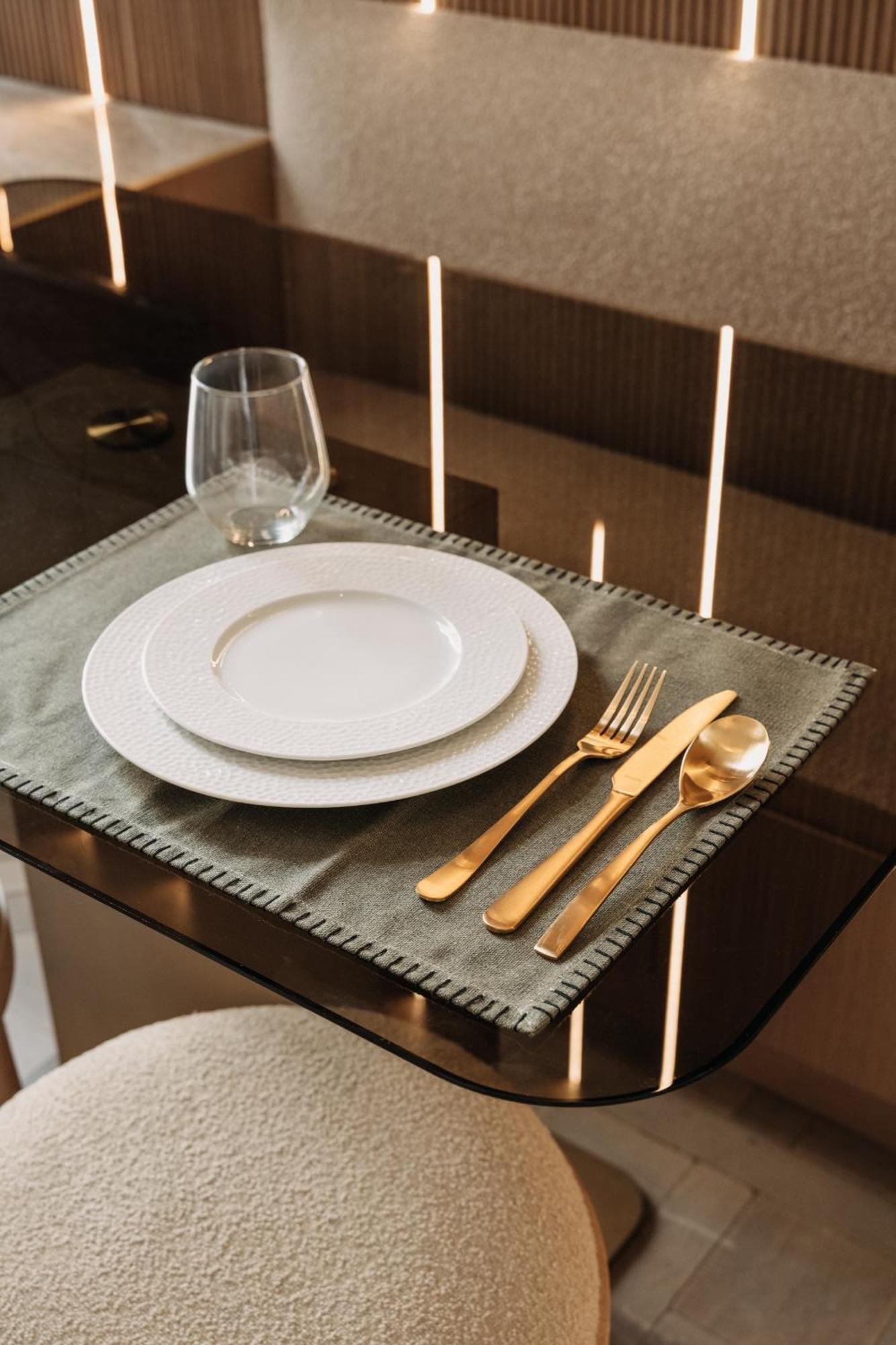Highstay - Luxury Serviced Apartments - Louvre Париж Екстериор снимка