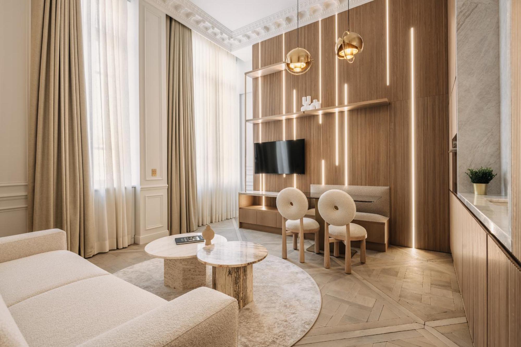 Highstay - Luxury Serviced Apartments - Louvre Париж Екстериор снимка