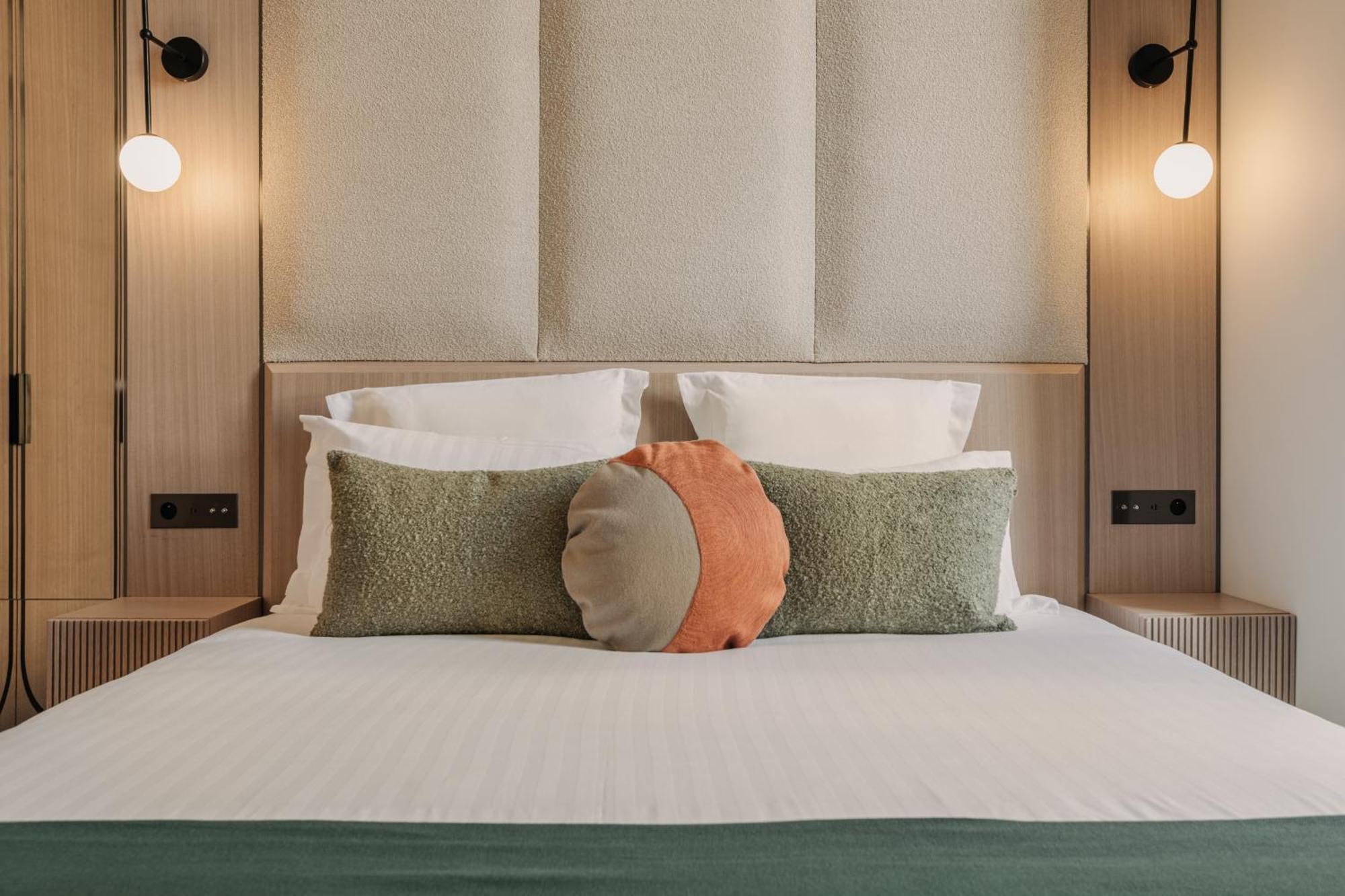 Highstay - Luxury Serviced Apartments - Louvre Париж Екстериор снимка